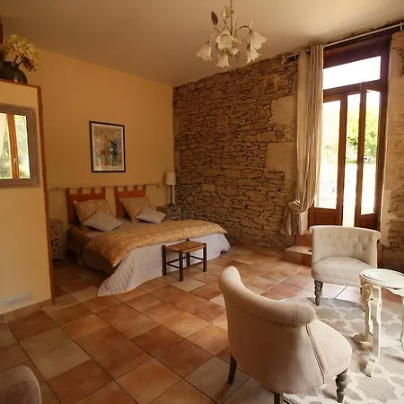 La Camiranaise Guest house